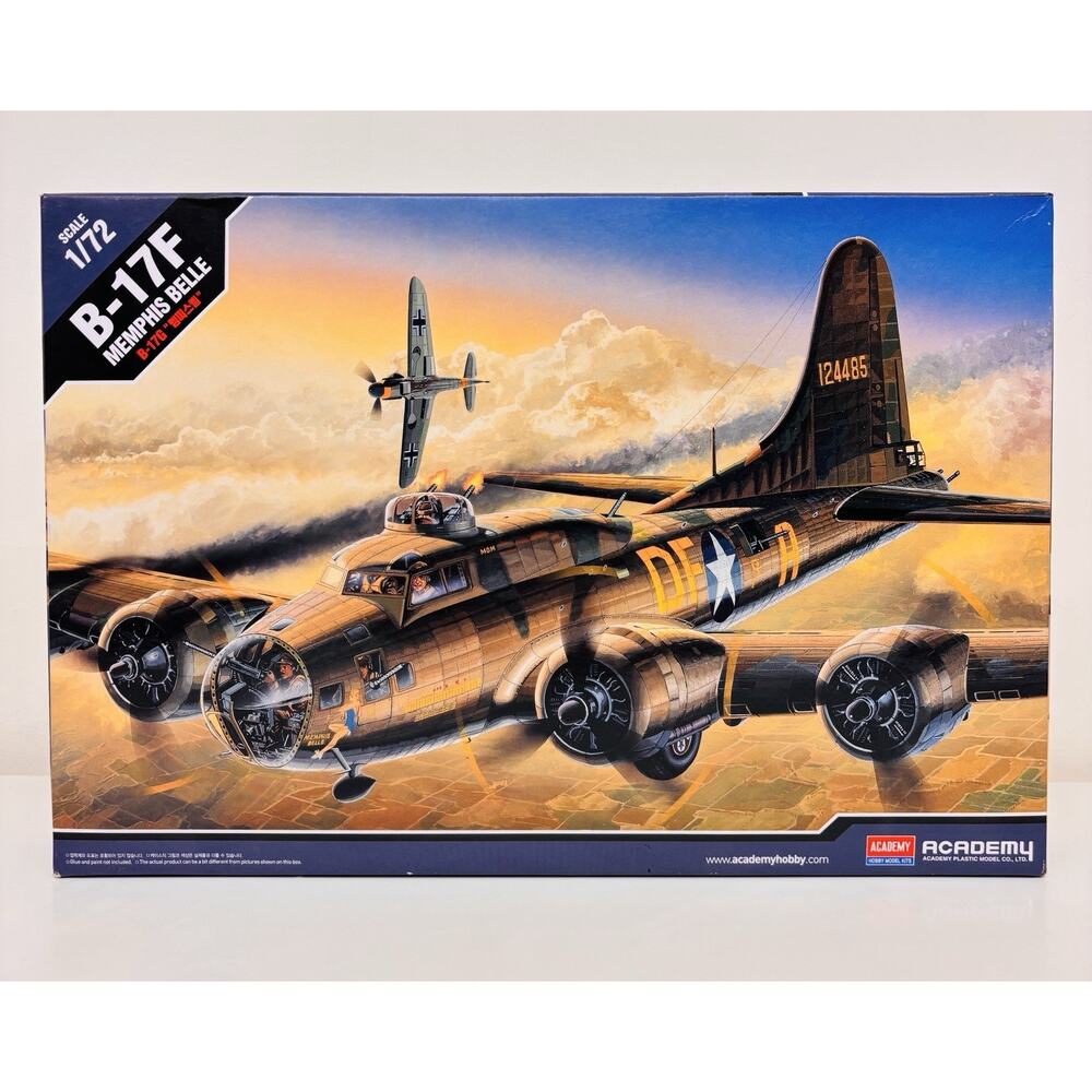 Academy B-17F "Memphis Belle" 1:72 Plastic Model Kit 12495 New Open Box